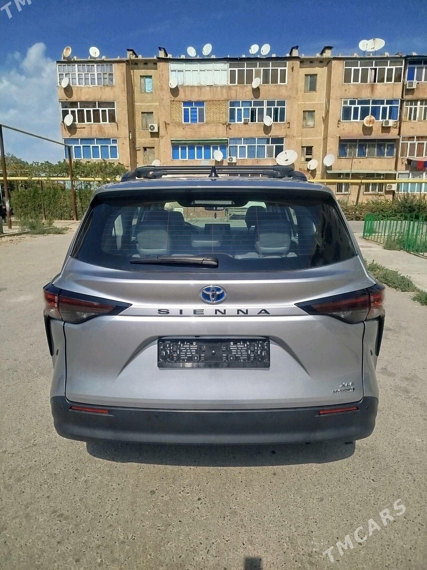 Toyota Sienna 2023 - 620 000 TMT - Türkmenabat - img 8