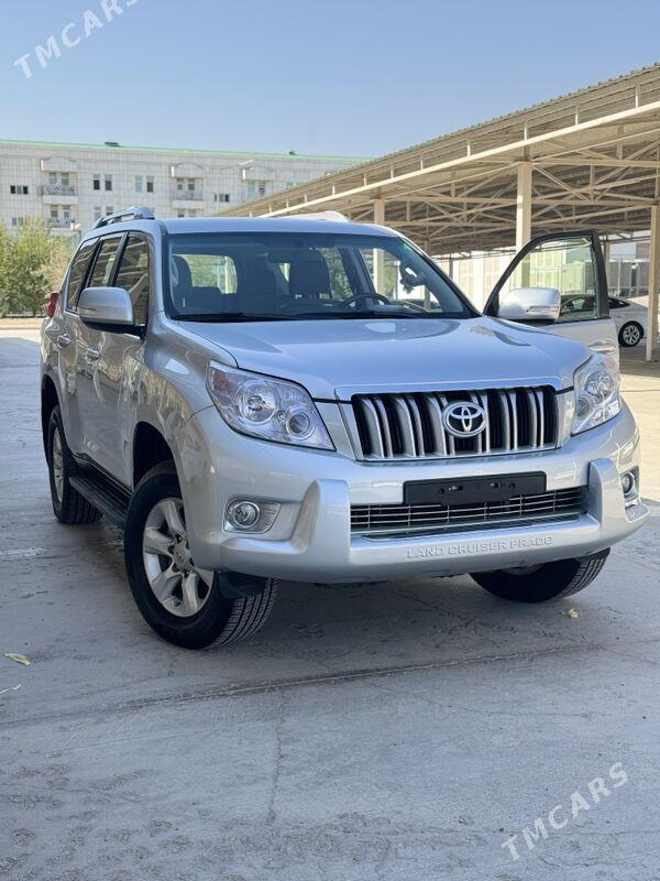 Toyota Land Cruiser Prado 2012 - 600 000 TMT - Кëши - img 1