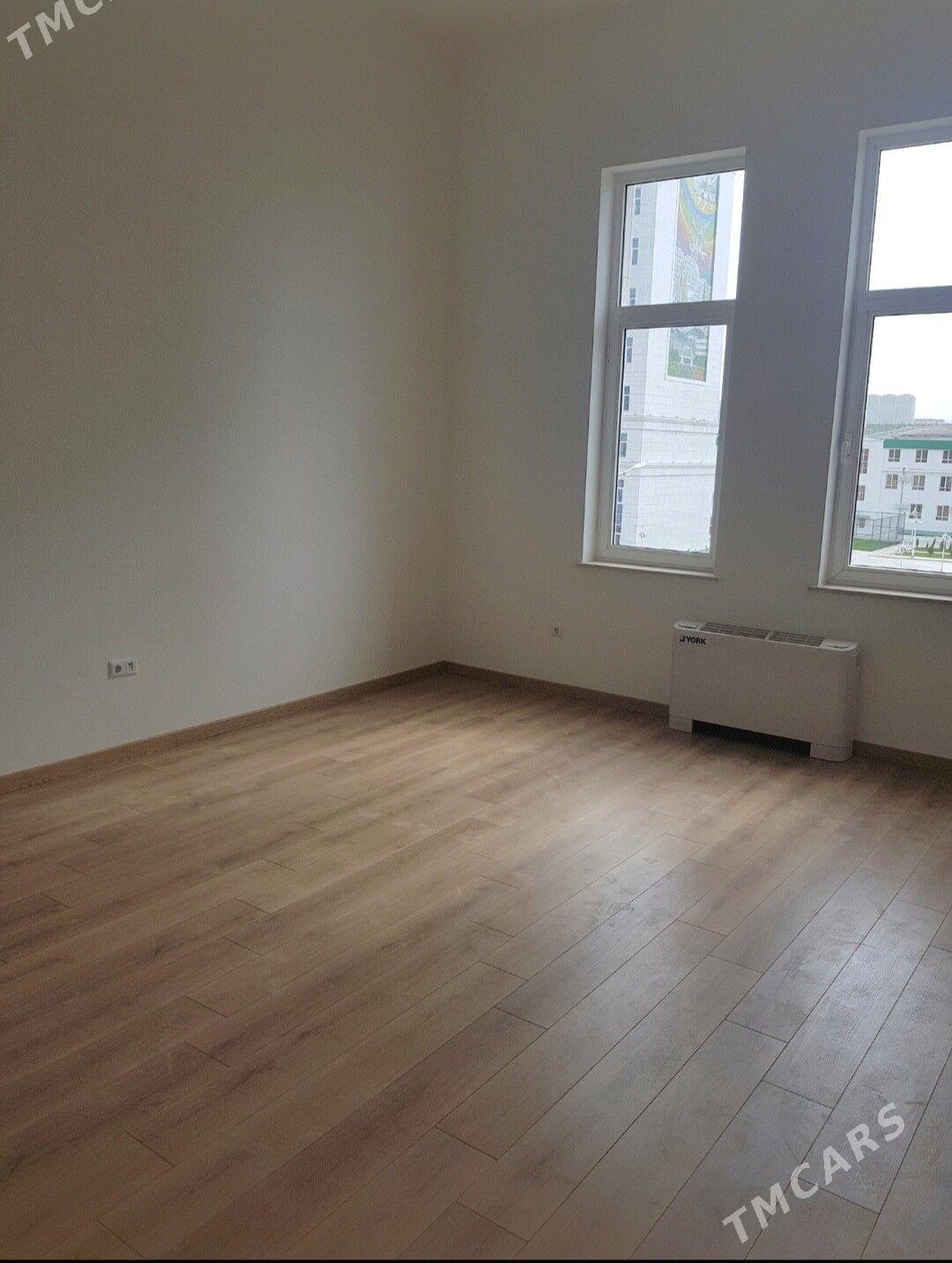 16 tapgyr 4 kom 3 etaž 210m2 - Aşgabat - img 6