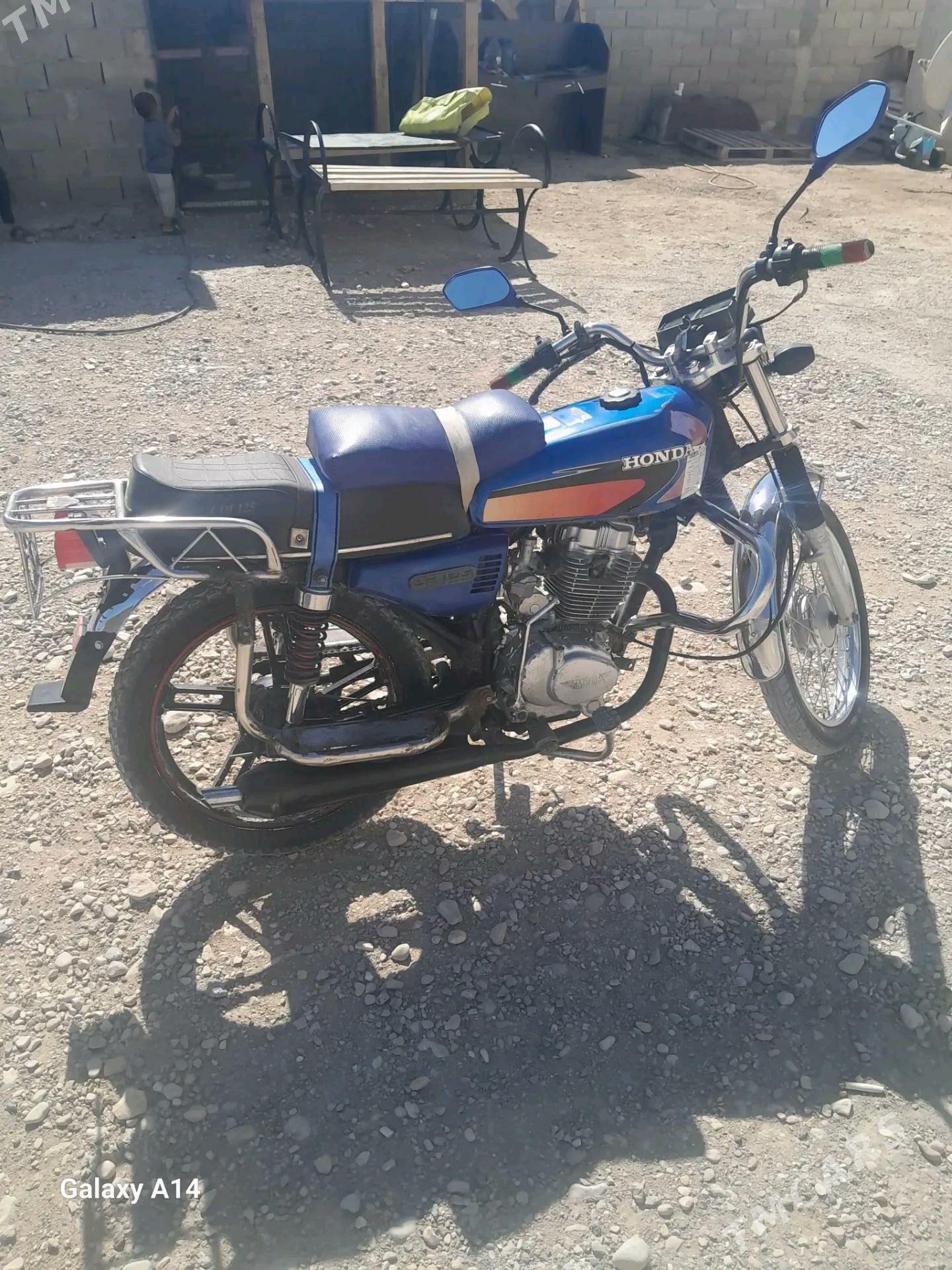 Fekon FK150-8G 2022 - 8 400 TMT - Балканабат - img 4