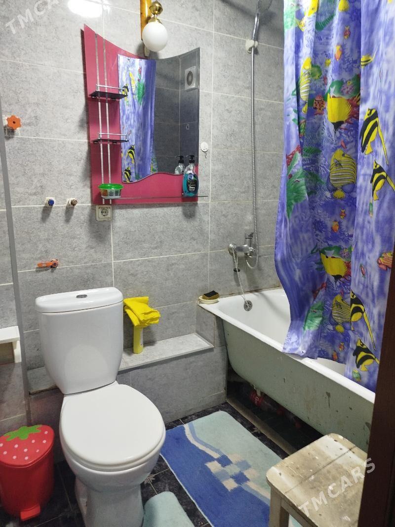 11 мкр 4/2 этаж 1 ком - 11 mkr - img 5