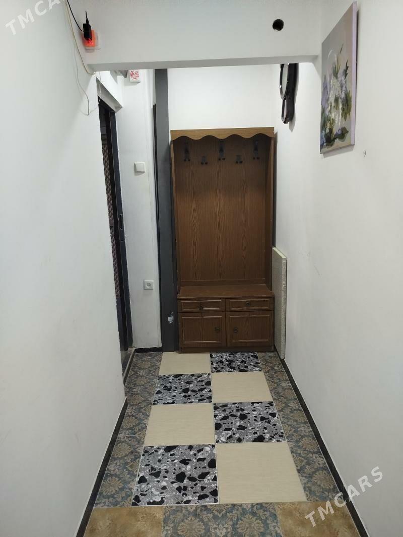 11 мкр 4/2 этаж 1 ком - 11 mkr - img 4