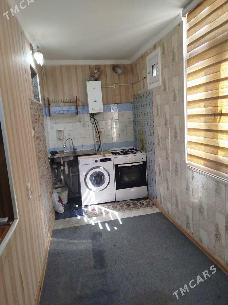 11 мкр 4/2 этаж 1 ком - 11 mkr - img 5