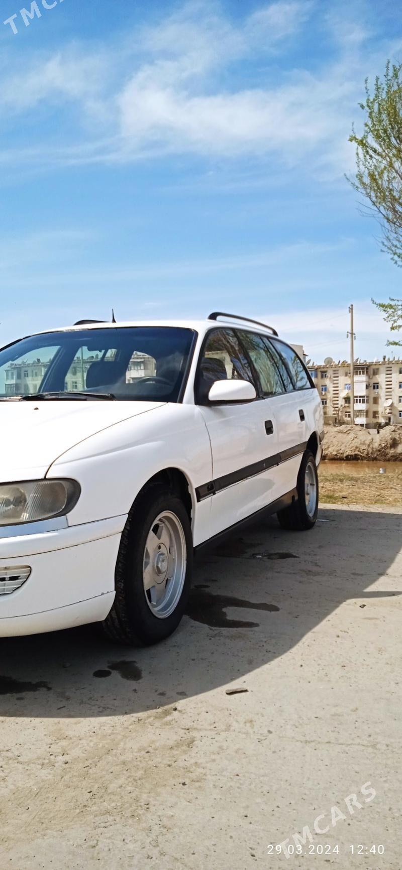 Opel Omega 1997 - 40 000 TMT - Türkmenabat - img 2