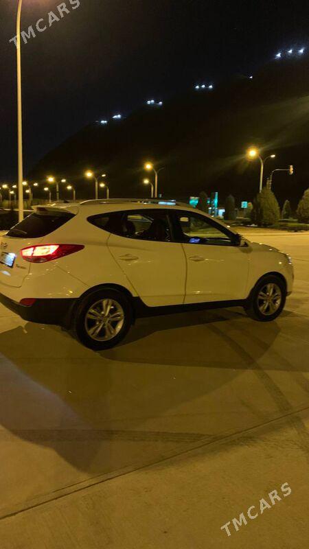 Hyundai Tucson 2011 - 195 000 TMT - Ашхабад - img 4