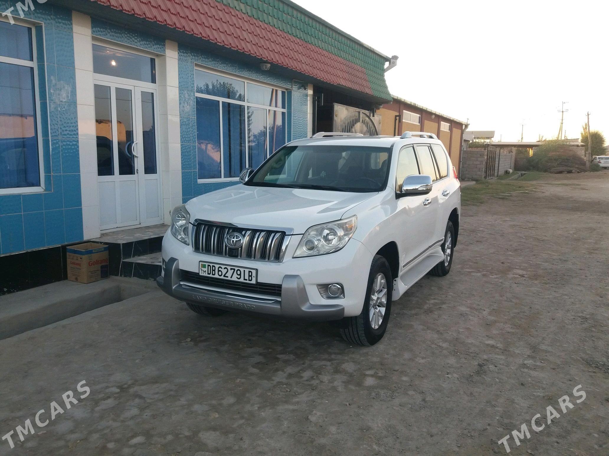 Toyota Land Cruiser Prado 2011 - 450 000 TMT - Достлук - img 6