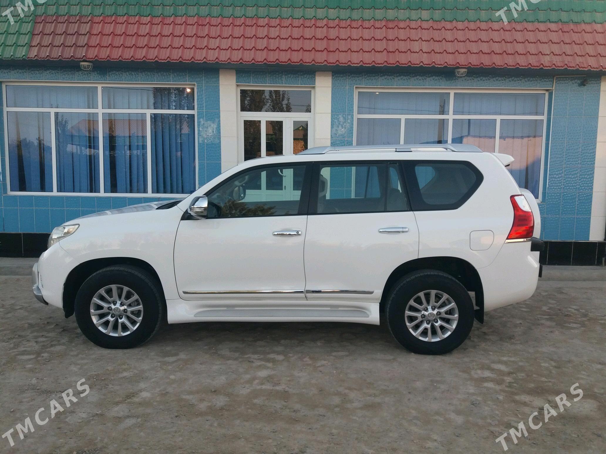 Toyota Land Cruiser Prado 2011 - 450 000 TMT - Достлук - img 9