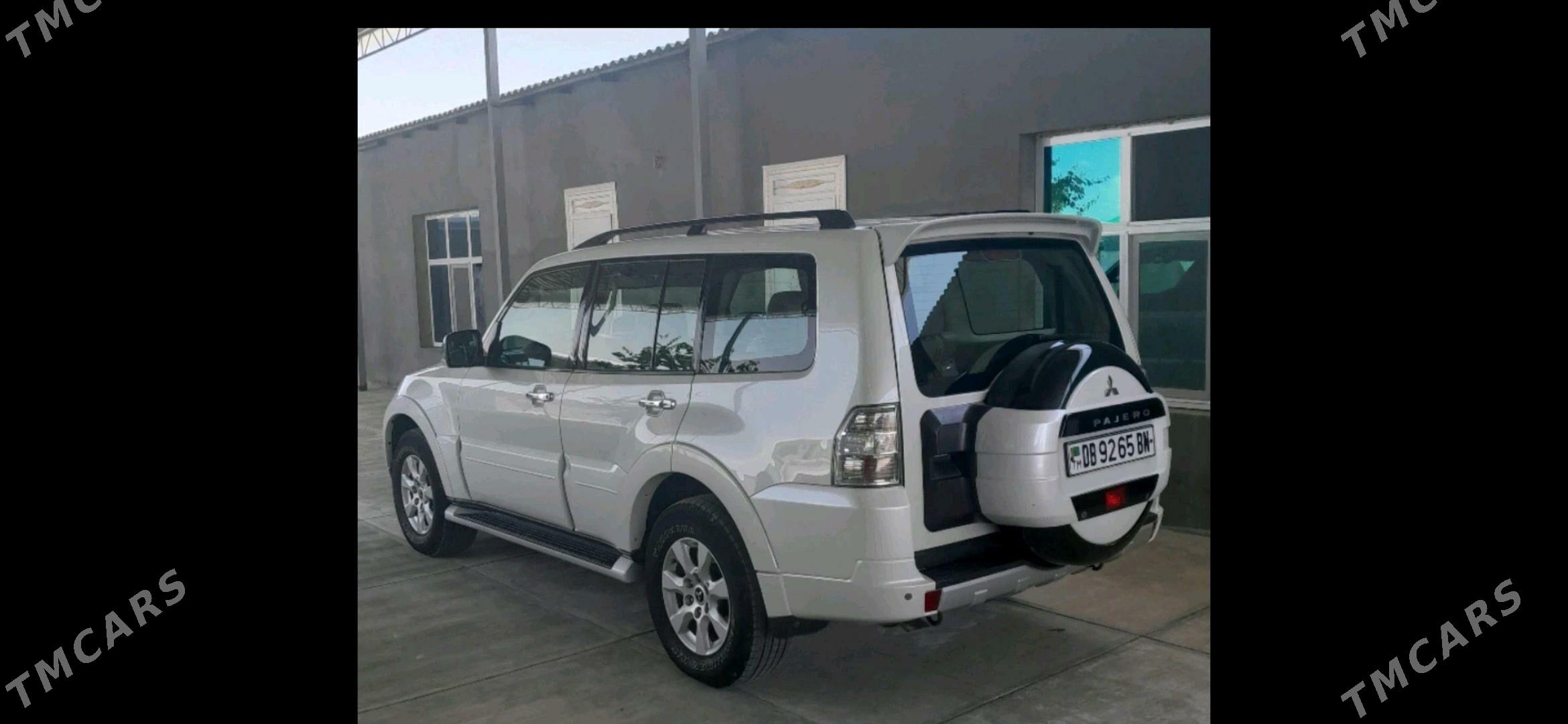 Mitsubishi Pajero 2011 - 260 000 TMT - Гызыларбат - img 1