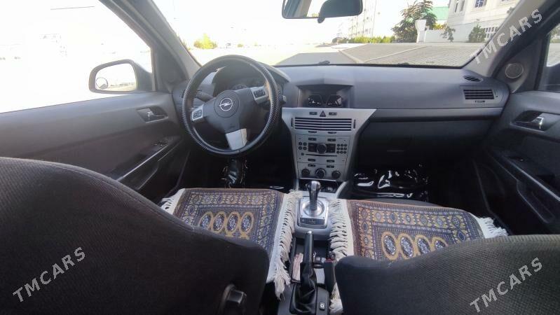 Opel Astra 2013 - 132 000 TMT - Büzmeýin - img 4