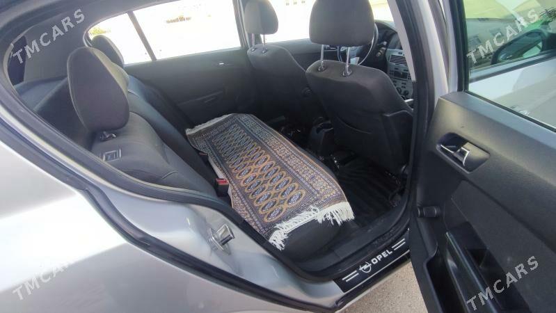 Opel Astra 2013 - 132 000 TMT - Büzmeýin - img 1