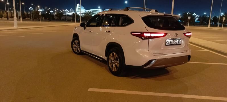 Toyota Highlander 2022 - 555 000 TMT - Gagarin köç, köne Howa menzili - img 3
