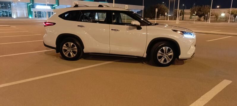 Toyota Highlander 2022 - 555 000 TMT - Gagarin köç, köne Howa menzili - img 4
