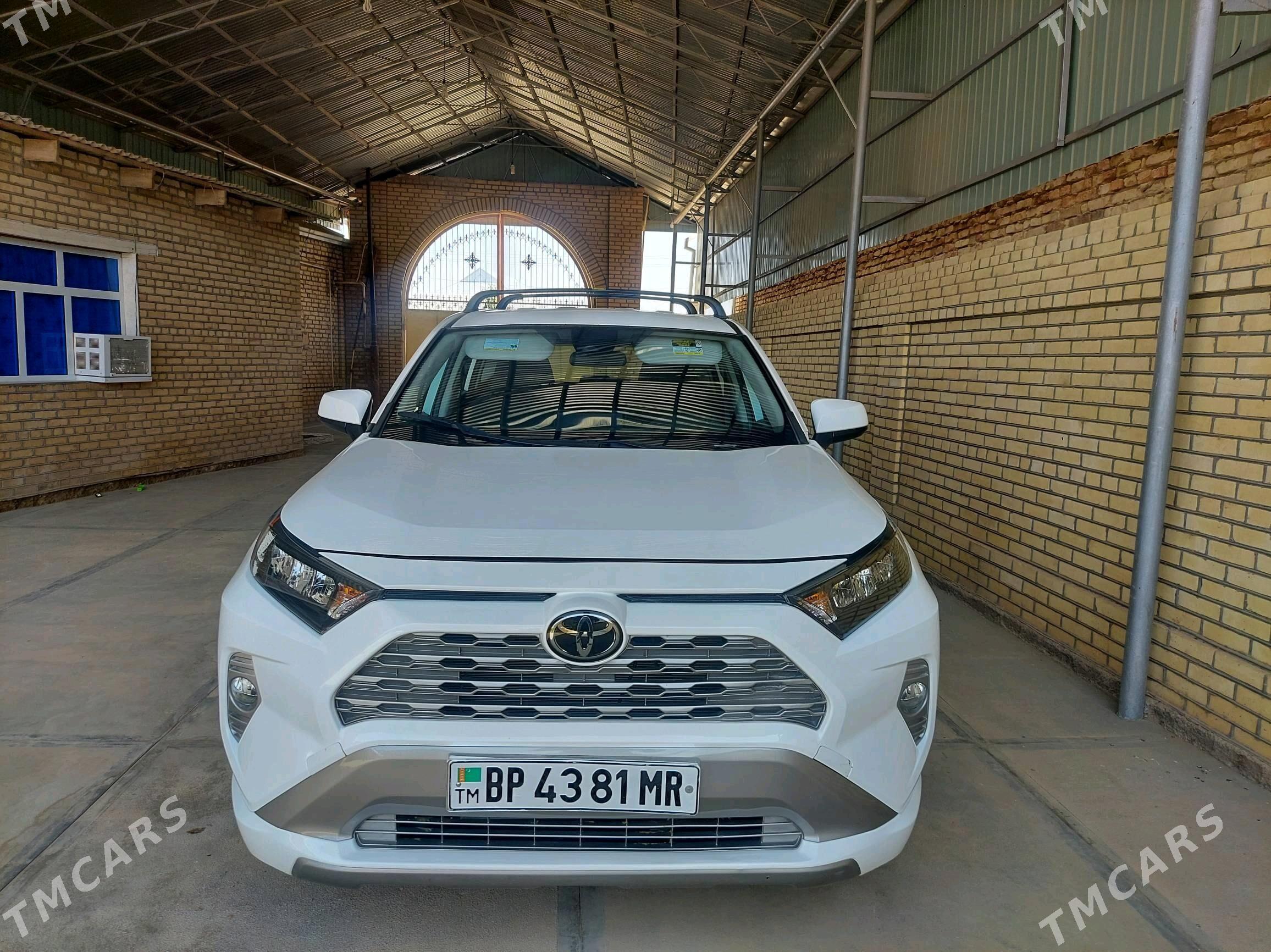 Toyota RAV4 2022 - 380 000 TMT - Каракумский этрап - img 3