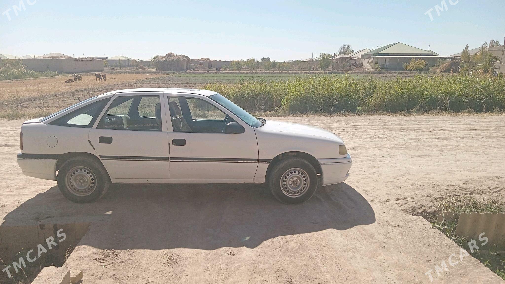 Opel Vectra 1990 - 30 000 TMT - Шабатский этрап - img 3