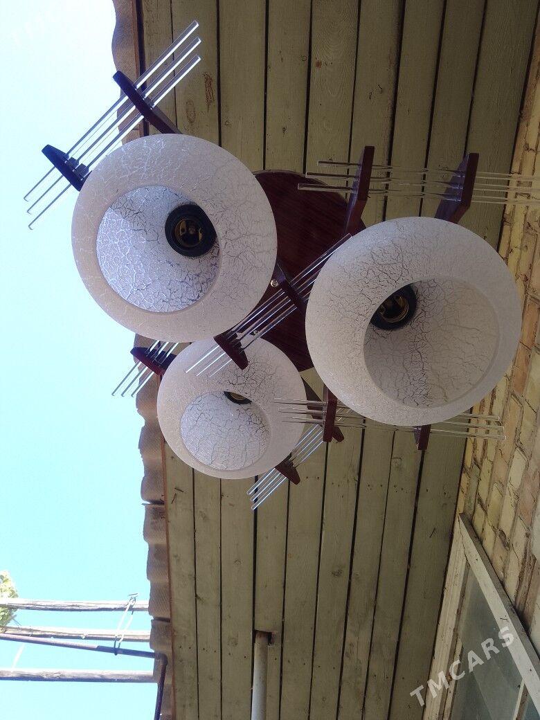 люстра - Ак-Бугдайский этрап - img 1