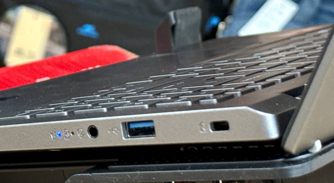 Aspire 15 / Ryzen 7 / 16GB RAM - Türkmenabat - img 8