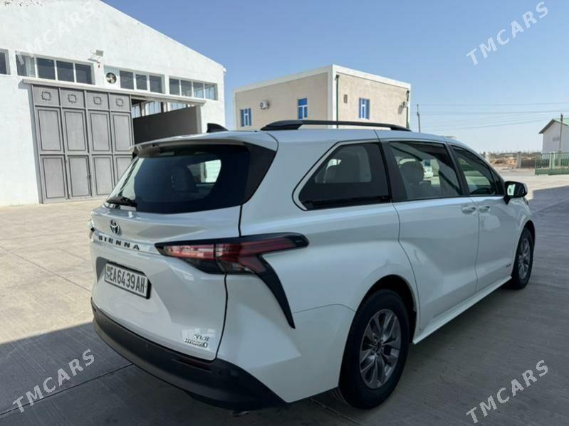 Toyota Sienna 2021 - 550 000 TMT - 15-nji tapgyr - img 2