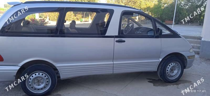 Toyota Previa 1993 - 60 000 TMT - Гурбансолтан Едже - img 3