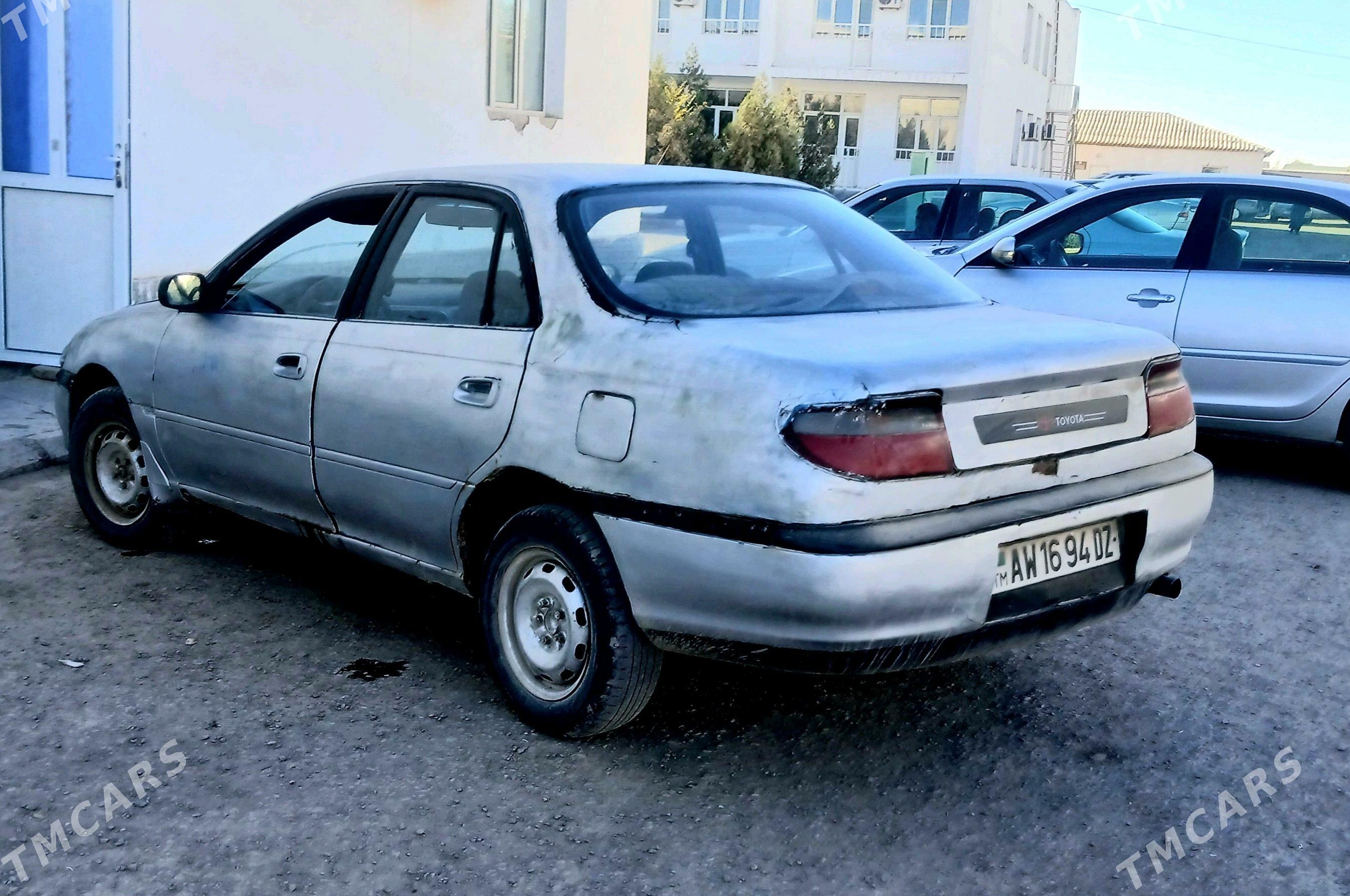 Toyota Carina 1995 - 30 000 TMT - Daşoguz - img 3
