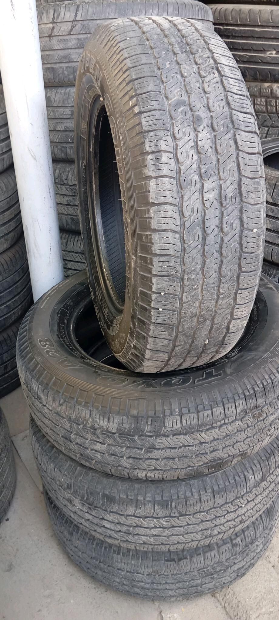 245 65 17 toyo 800 TMT - Bedew - img 2