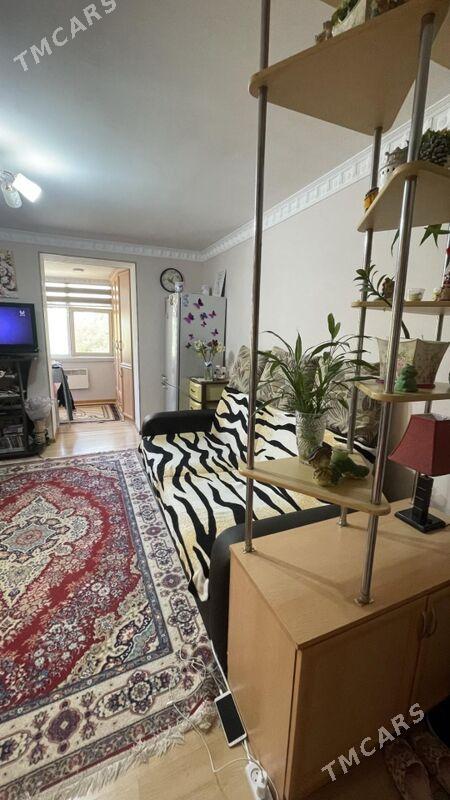 30mkr 1komn 3etaj 30мкр 1комн - 30 mkr - img 2