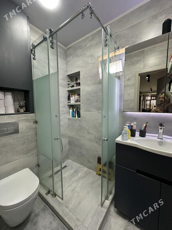 Kemine 2etaj 2komn bolgarka - 1 mkr - img 2