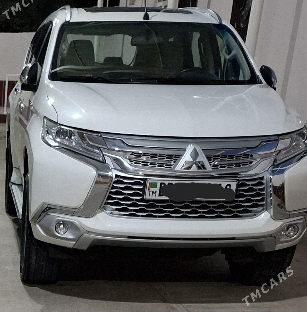 Mitsubishi Montero Sport 2019 - 400 000 TMT - Багир - img 3