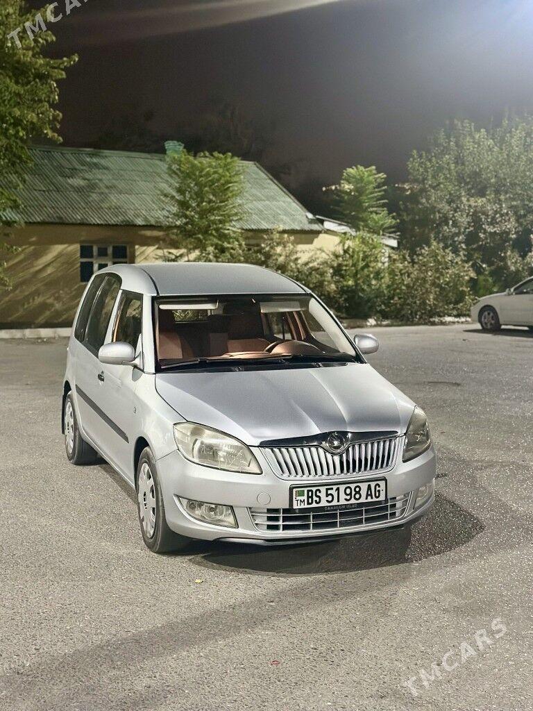 Skoda Roomster​ 2013 - 124 000 TMT - Ашхабад - img 2