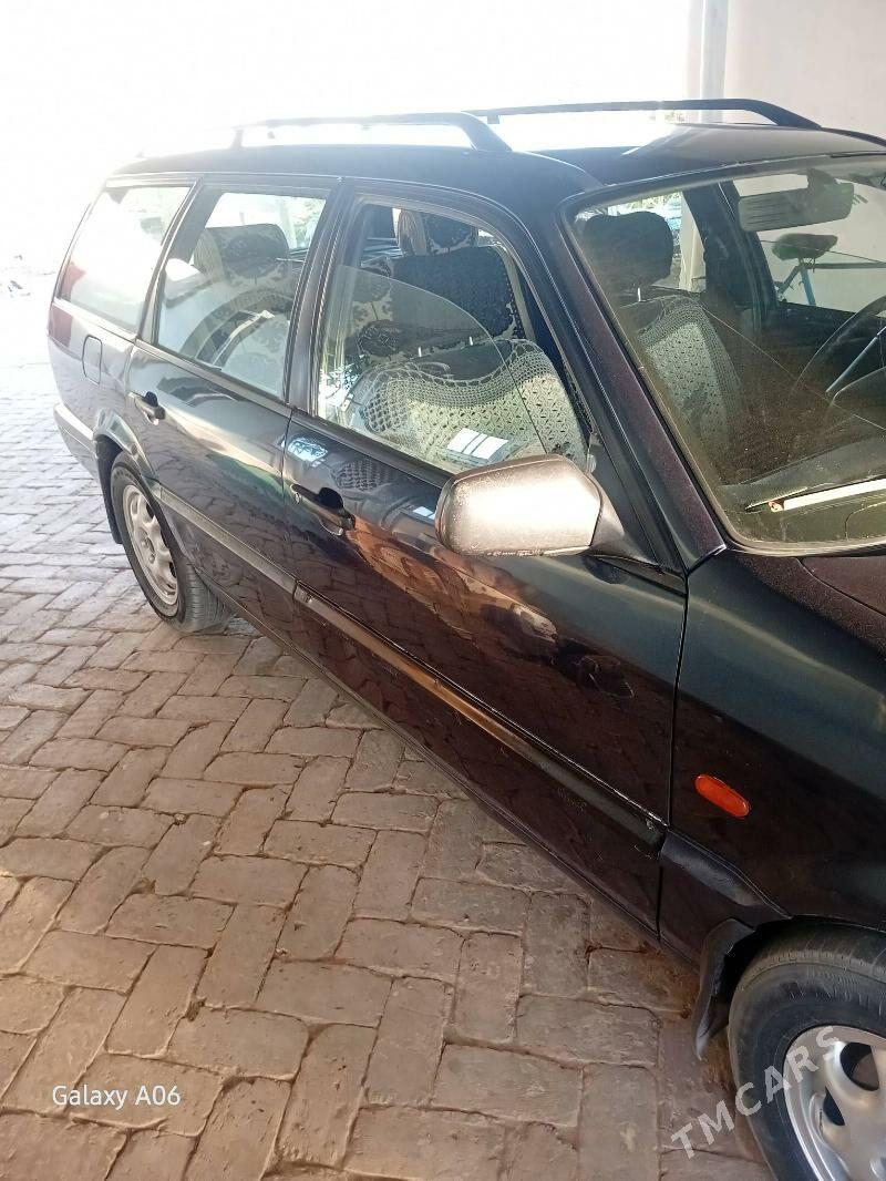 Volkswagen Passat 1997 - 25 000 TMT - Мургап - img 1