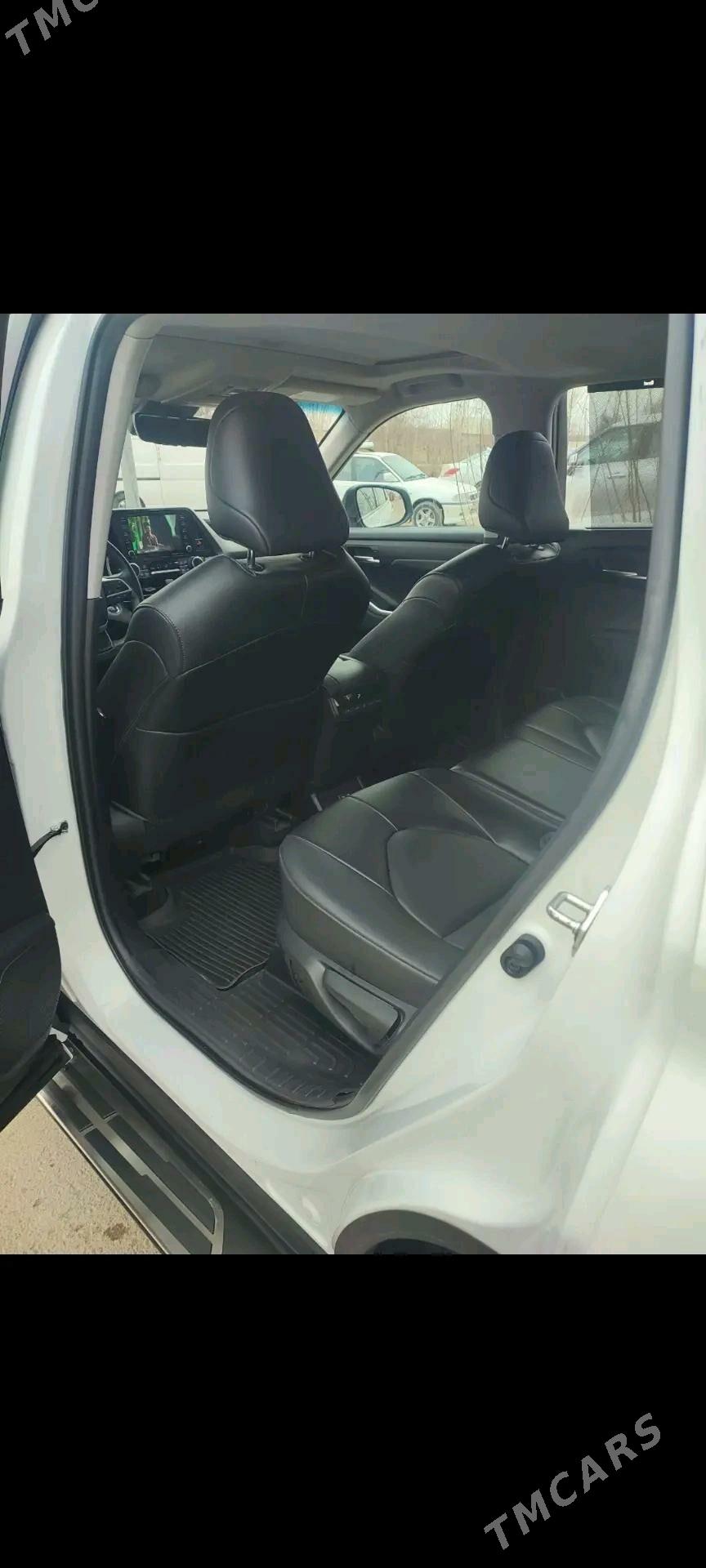 Toyota Highlander 2022 - 620 000 TMT - Гороглы (Тагта) - img 1