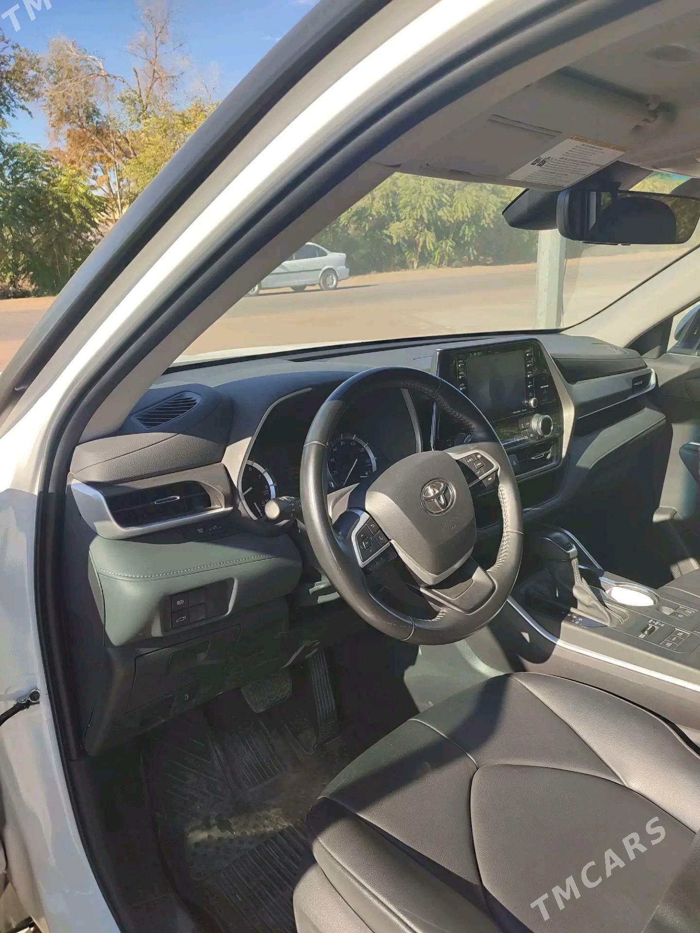 Toyota Highlander 2022 - 620 000 TMT - Гороглы (Тагта) - img 3
