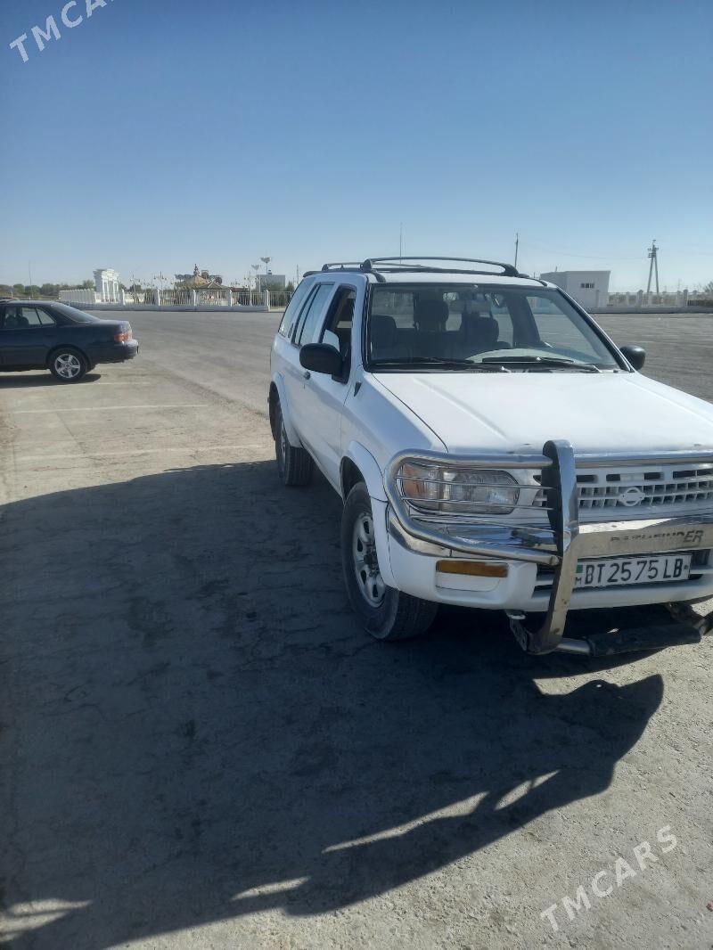 Nissan Pathfinder 1997 - 80 000 TMT - Farap - img 6