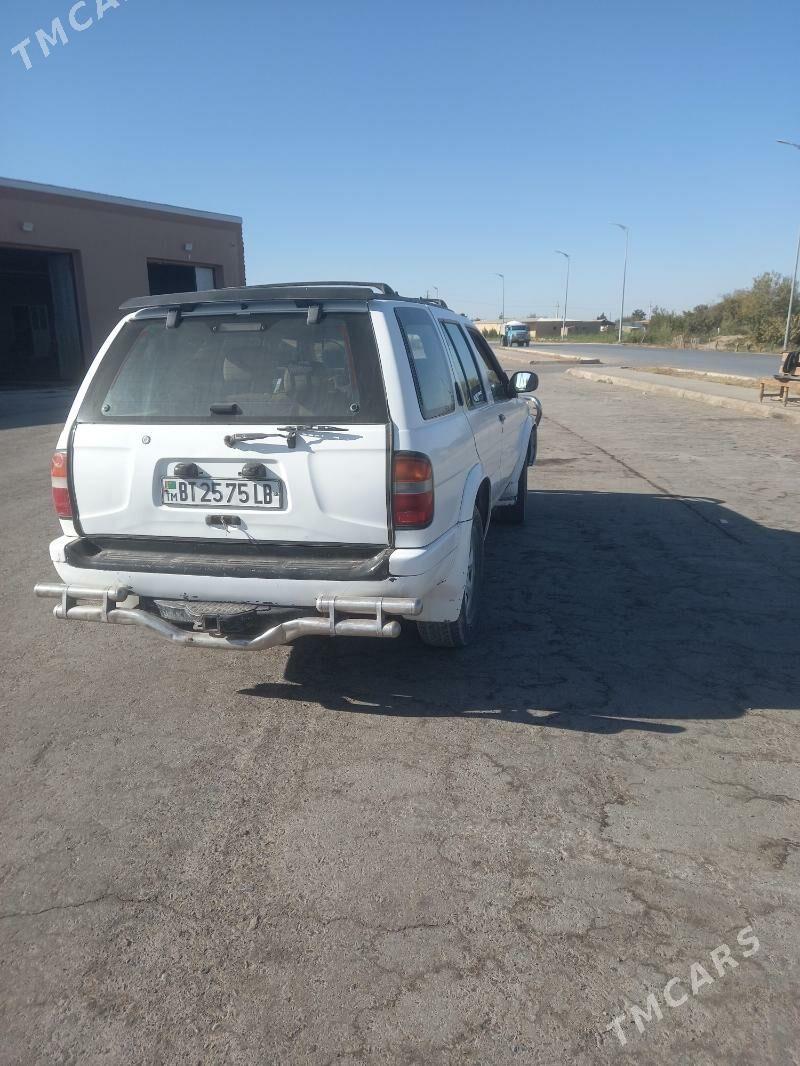 Nissan Pathfinder 1997 - 80 000 TMT - Farap - img 3