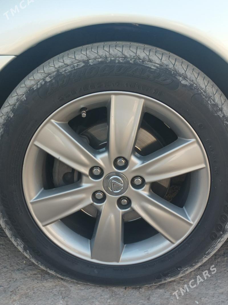 Lexus ES 330 2004 - 210 000 TMT - Серахс - img 2