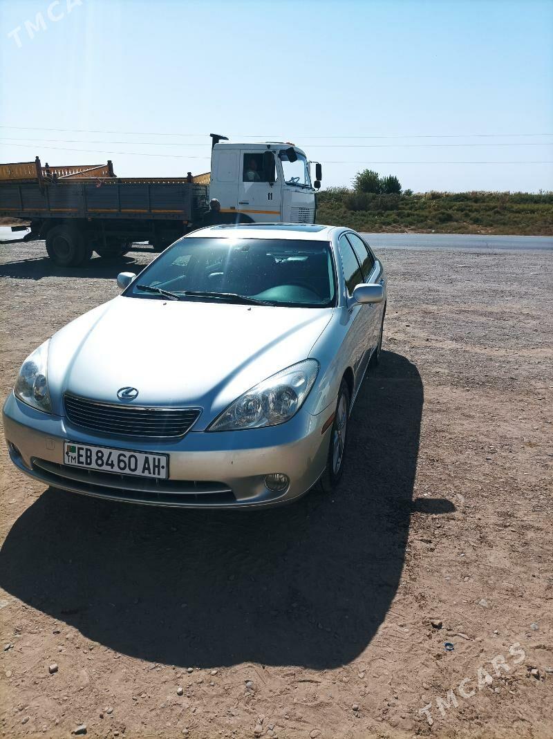 Lexus ES 330 2004 - 210 000 TMT - Серахс - img 4