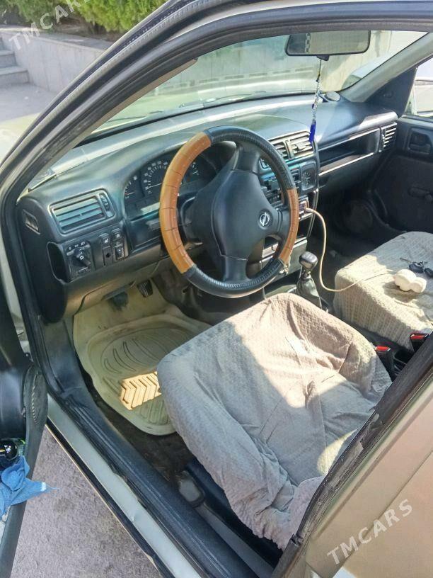 Opel Vectra 1992 - 35 000 TMT - Гурбансолтан Едже - img 5