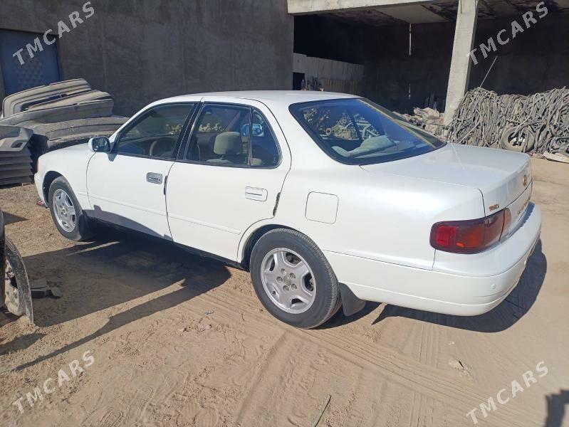 Toyota Camry 1995 - 95 000 TMT - Mary - img 1