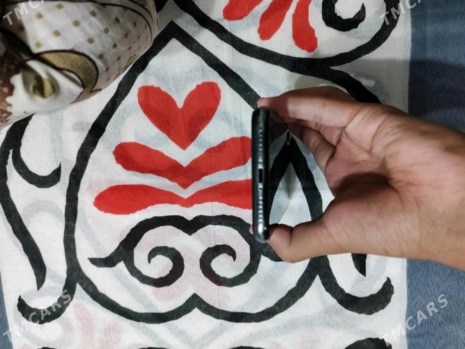 IPHONE X LL/A - Чарджоу - img 2