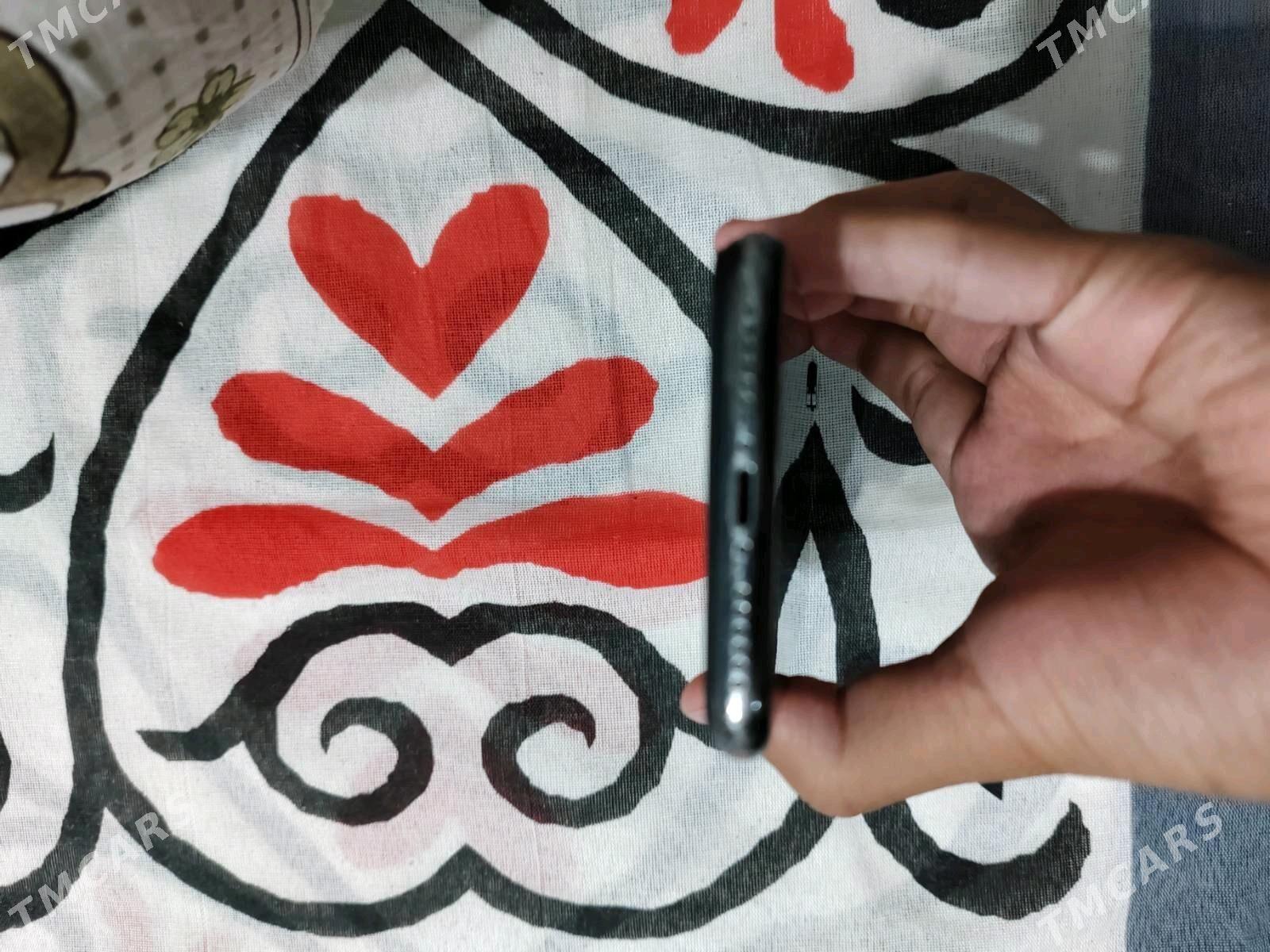 IPHONE X LL/A - Чарджоу - img 8