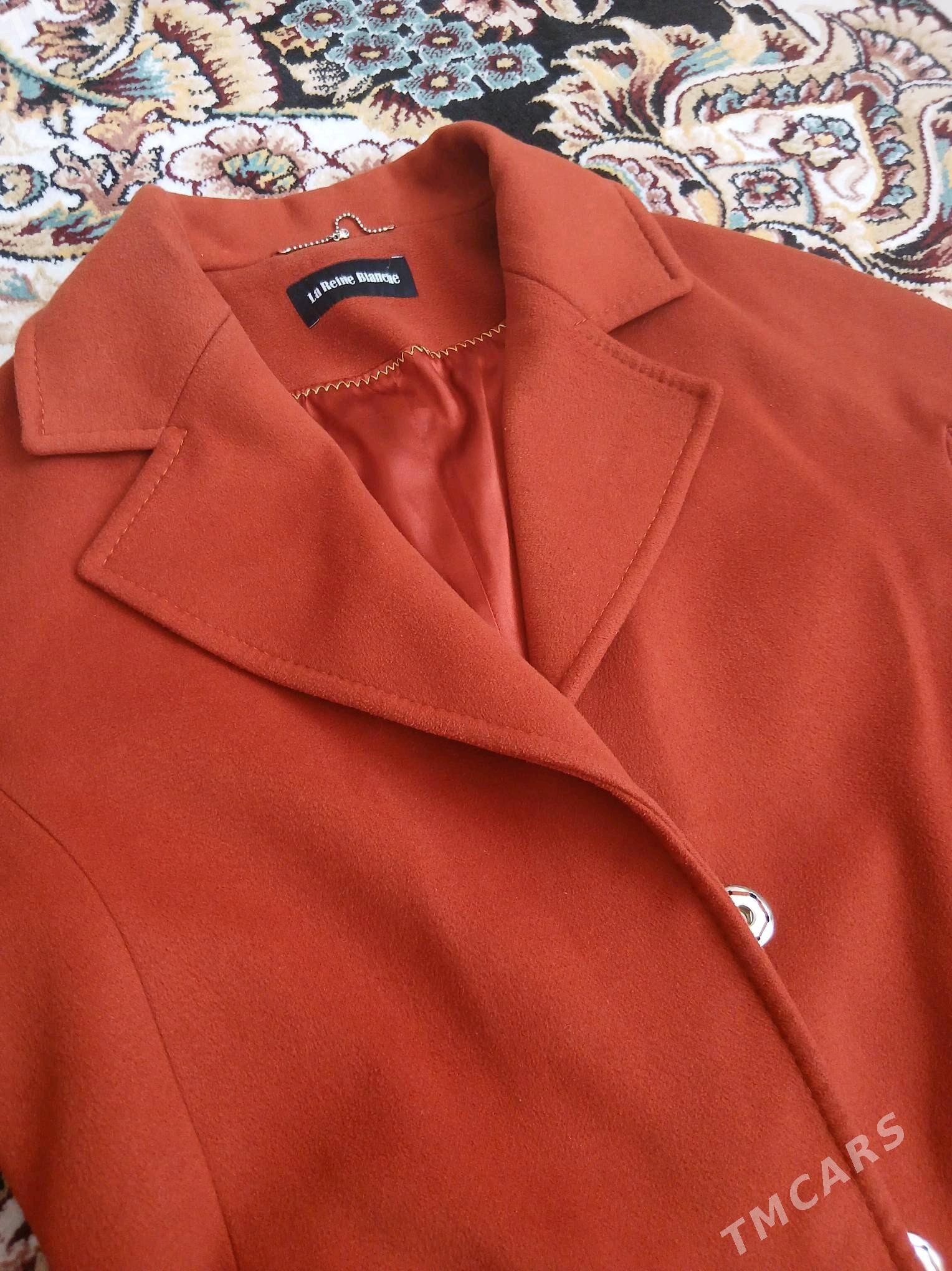 Palto firmennyy - Sowetskiý köç. (Garaşsyzlyk şaýoly) - img 2