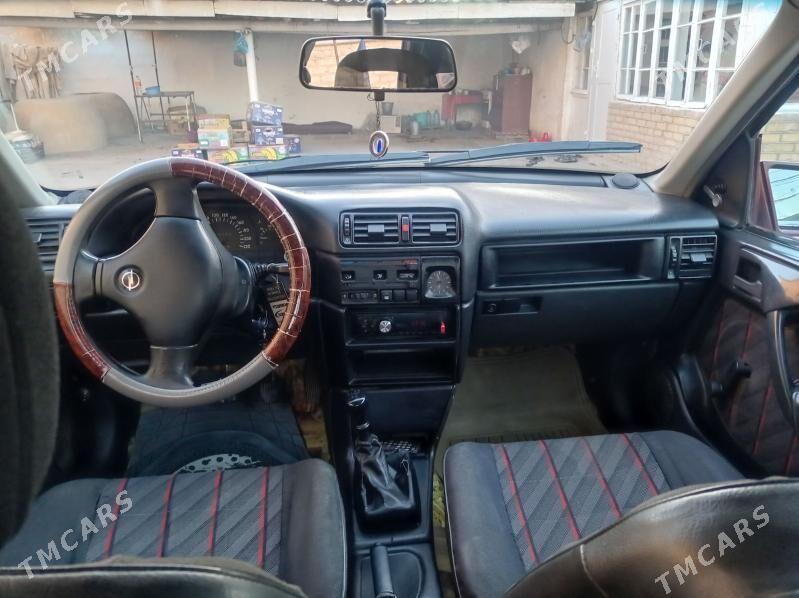 Opel Vectra 1992 - 32 000 TMT - Мары - img 4