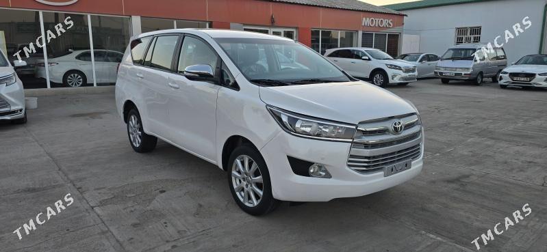 Toyota Innova 2021 - 300 000 TMT - Мары - img 3
