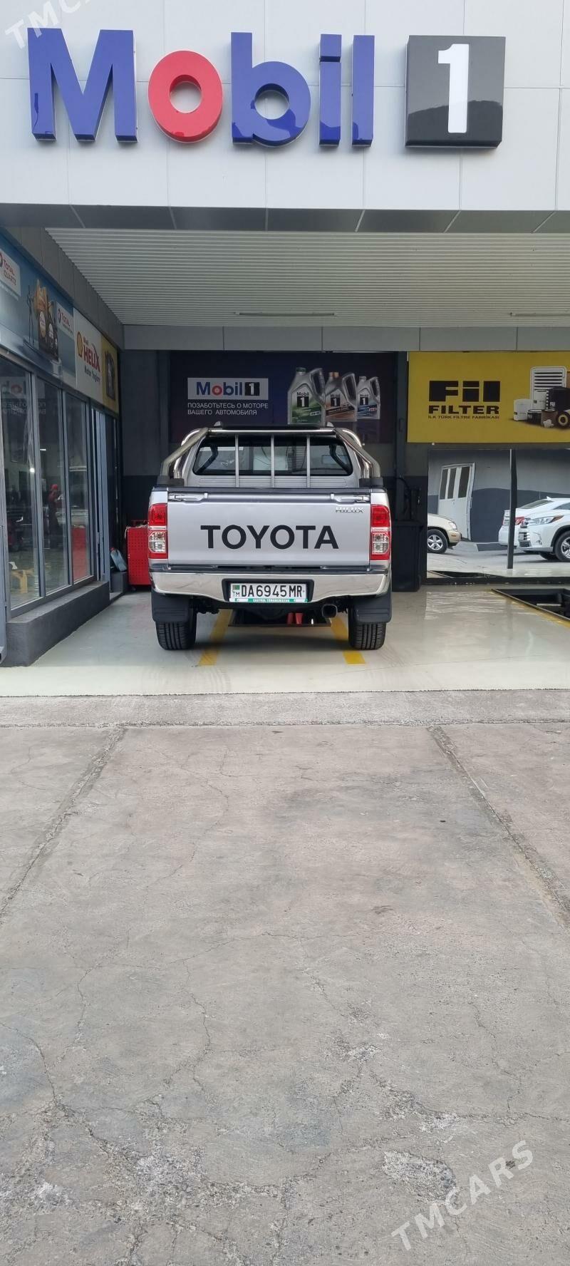 Toyota Hilux 2015 - 400 000 TMT - Ýolöten - img 4