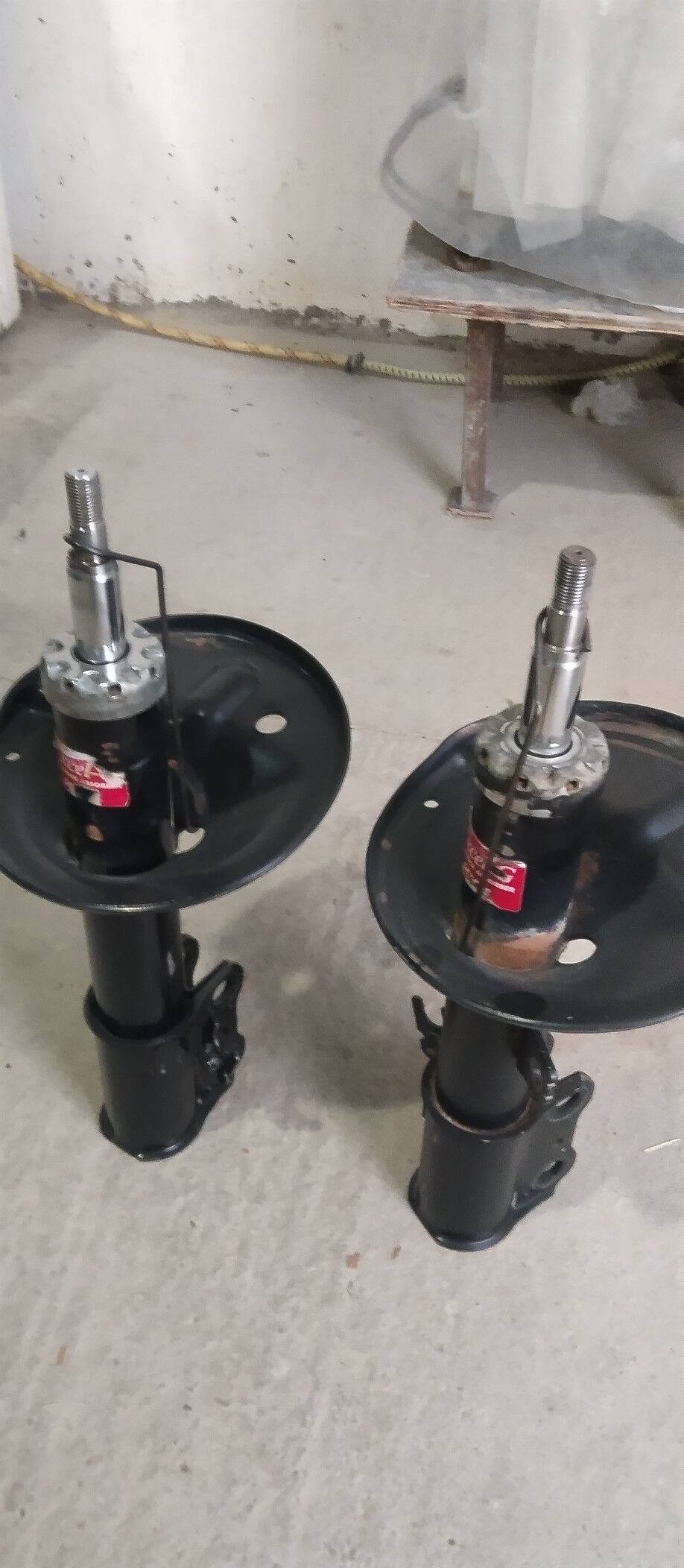 амортизатор KYB camry 600 TMT - Балканабат - img 4