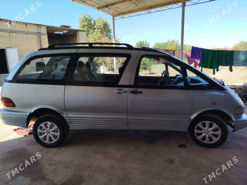 Toyota Previa 1995 - 70 000 TMT - Сакар - img 5