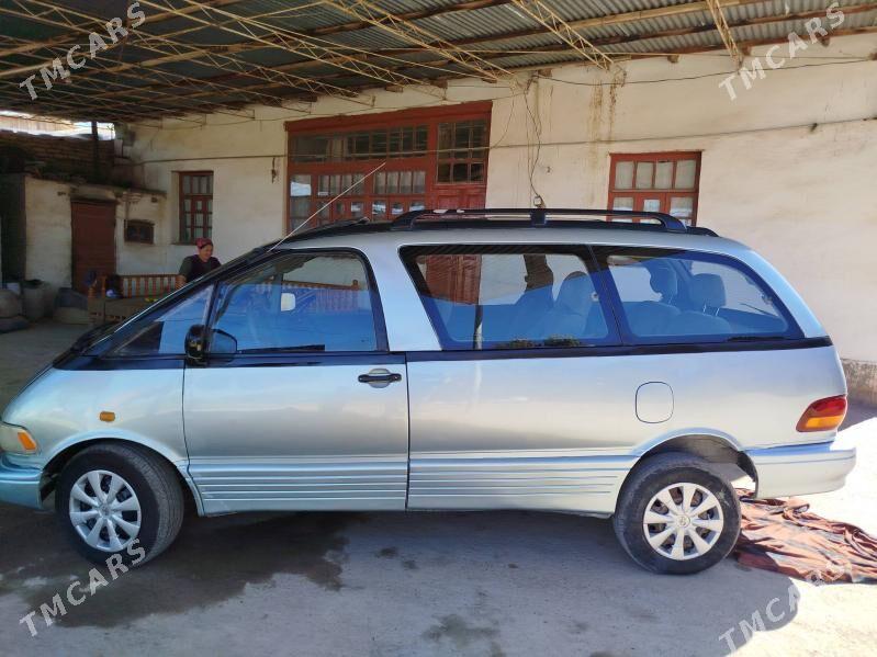 Toyota Previa 1995 - 70 000 TMT - Сакар - img 4