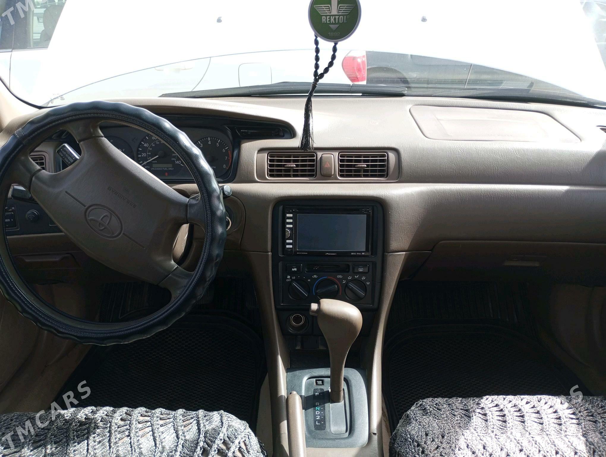Toyota Camry 1998 - 125 000 TMT - Туркменабат - img 1