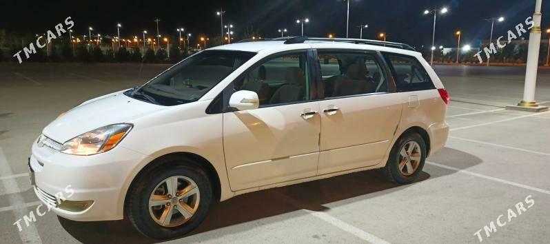 Toyota Sienna 2004 - 220 000 TMT - Балканабат - img 4