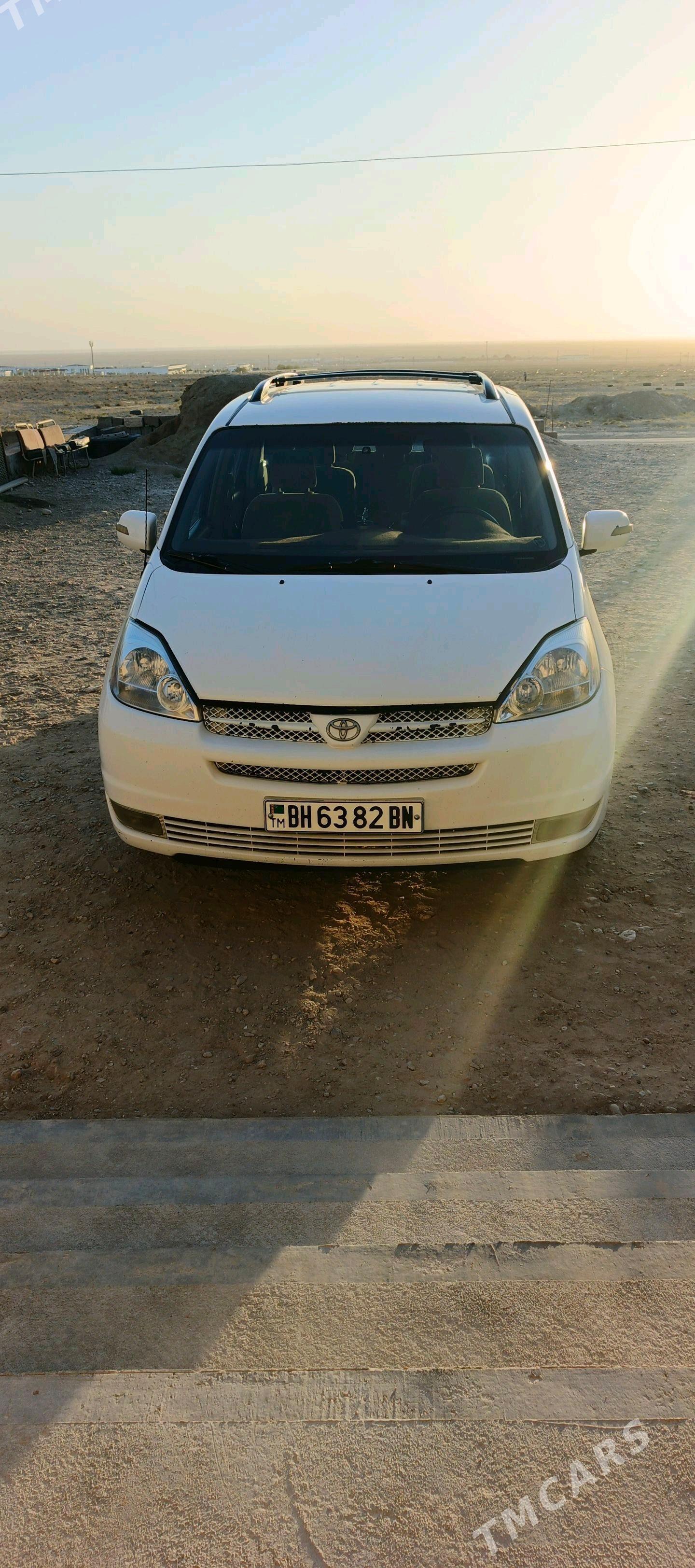 Toyota Sienna 2004 - 220 000 TMT - Балканабат - img 7