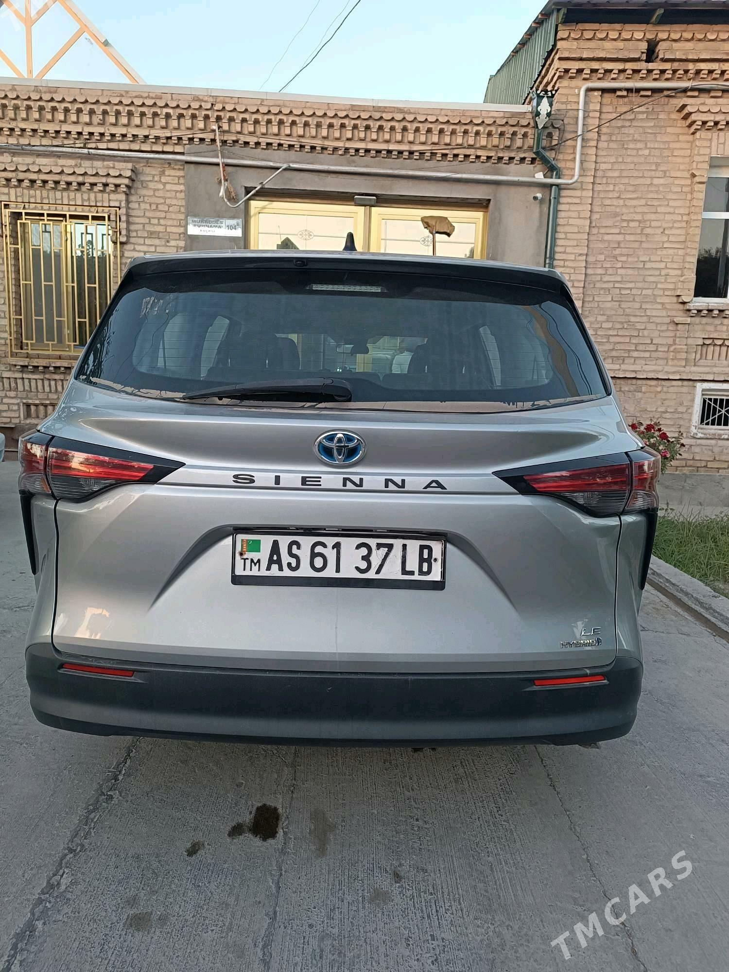 Toyota Sienna 2021 - 450 000 TMT - Дянев - img 5